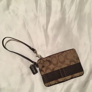 Wristlet
